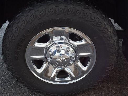 Used 2017 RAM 2500 Tradesman w/ Chrome Appearance Group image 36