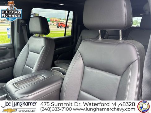 Certified 2024 Chevrolet Suburban Z71 w/ Luxury Package AWD/4WD image 14
