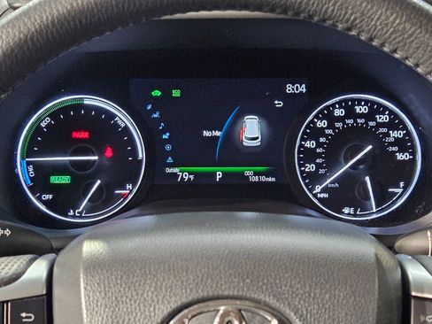 Certified 2024 Toyota Sienna Limited FWD image 15