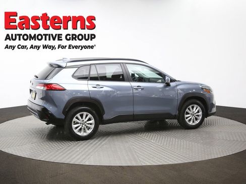 Used 2024 Toyota Corolla Cross LE image 40