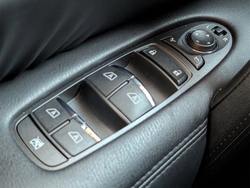 Used 2023 Nissan Armada SV w/ Cargo Package image 22