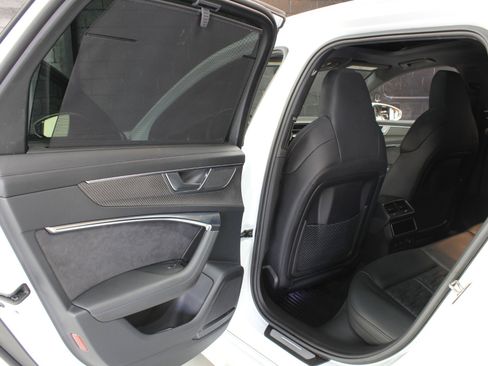 Used 2023 Audi RS 6 image 45