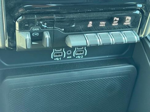 New 2026 RAM 2500 Big Horn AWD/4WD image 23