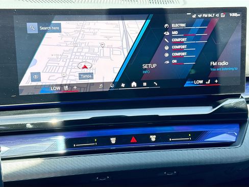 Used 2025 BMW M5 w/ Executive Package AWD/4WD image 32