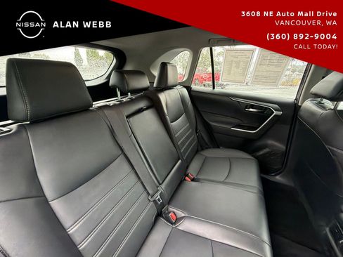 Used 2022 Toyota RAV4 XLE Premium AWD/4WD image 25