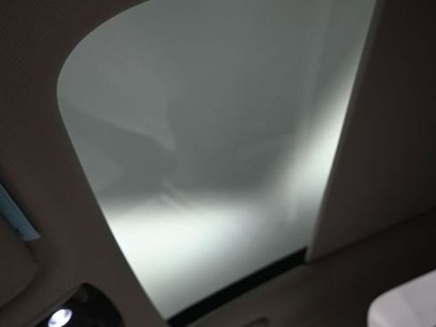 Certified 2023 Kia Sorento SX image 18