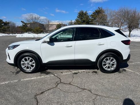 Used 2023 Ford Escape Active w/ Tech Pack #2 image 6