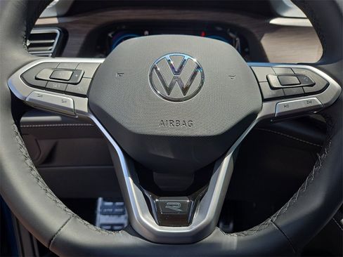 New 2025 Volkswagen Atlas SEL Premium R-Line image 23
