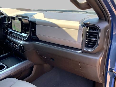 Used 2024 Chevrolet Silverado 2500 LTZ w/ LTZ Texas Edition AWD/4WD image 19