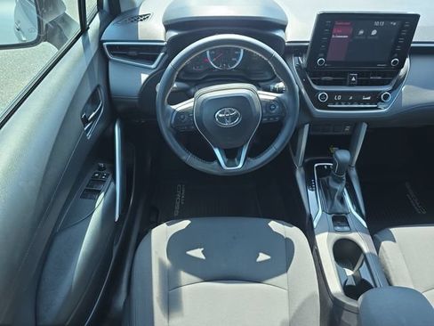 Used 2022 Toyota Corolla Cross LE AWD/4WD image 12