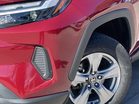 Used 2025 Toyota RAV4 XLE image 9