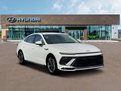New 2026 Hyundai Sonata SEL FWD image 11