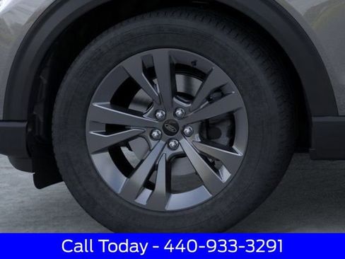 New 2026 Ford Explorer Active w/ Active Comfort Package image 22