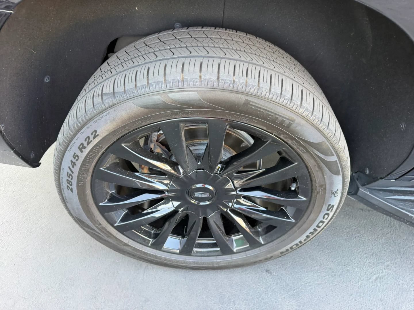 Used 2023 Cadillac Escalade Premium Luxury RWD image 47
