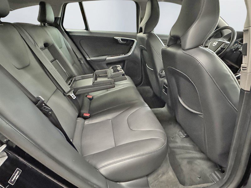 Used 2015 Volvo V60 T5 Premier FWD image 23