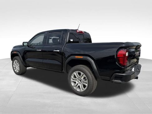 New 2026 GMC Canyon Denali w/ LPO, Denali Black Edition AWD/4WD image 3