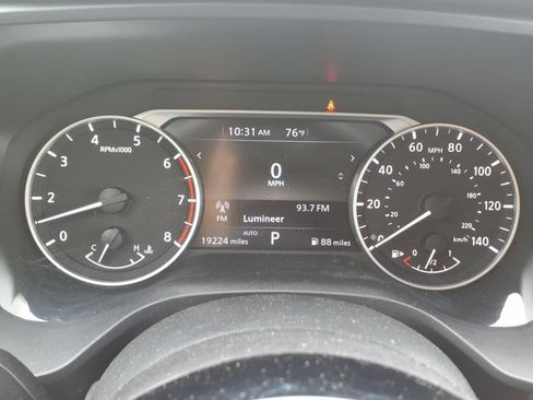 Used 2023 Nissan Rogue SV AWD/4WD image 15