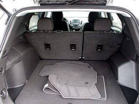Used 2021 Chevrolet Equinox LT FWD image 10