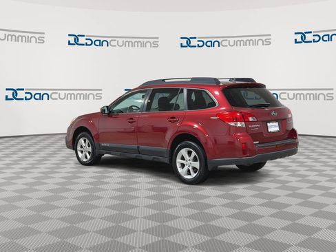 Used 2014 Subaru Outback 2.5i Premium AWD/4WD image 6