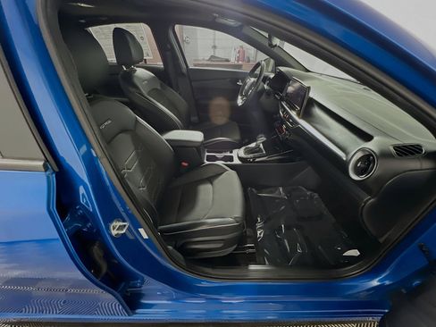 Used 2024 Kia Forte GT-Line w/ GT-Line Premium Package image 31