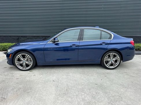 Used 2017 BMW 340i xDrive 340i xDrive image 2