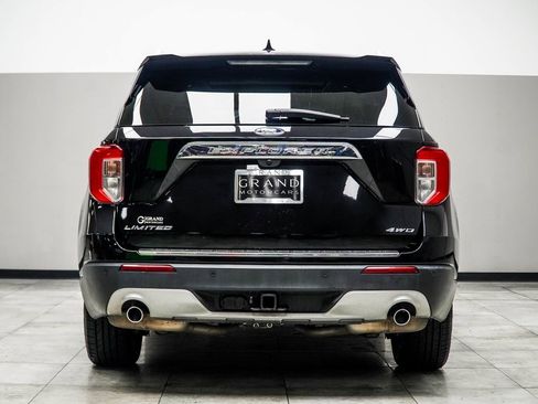 Used 2022 Ford Explorer Limited w/ Equipment Group 301A image 13