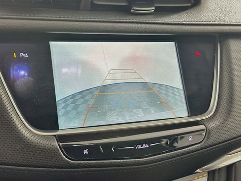 Used 2019 Cadillac XT5 Premium Luxury FWD image 22