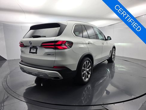 Used 2024 BMW X5 xDrive40i w/ Executive Package AWD/4WD image 6