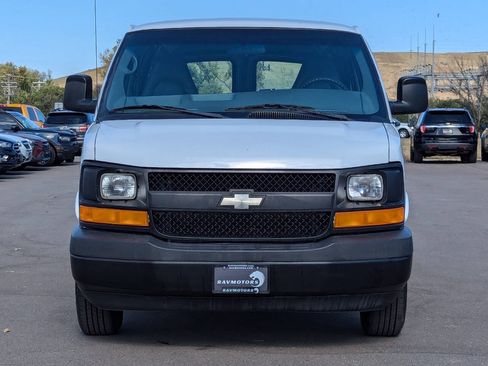 Used 2004 Chevrolet Express 1500 RWD image 7