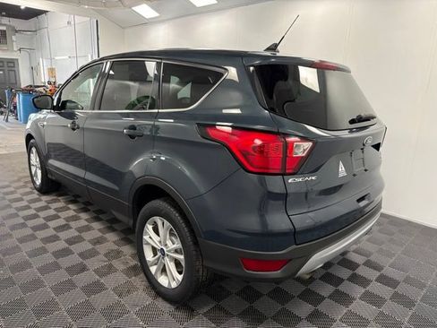 Used 2019 Ford Escape SE AWD/4WD image 4