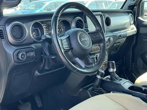 Used 2022 Jeep Wrangler Unlimited Sport image 12