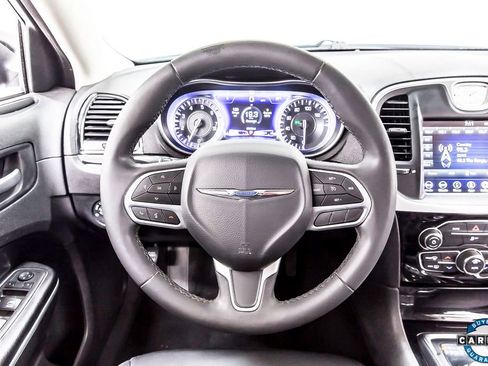 Used 2023 Chrysler 300 Touring w/ Sport Appearance Package image 14