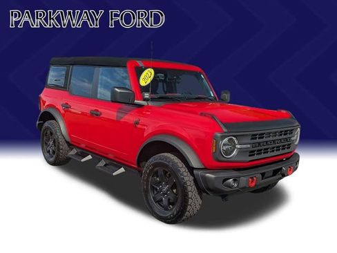 Used 2023 Ford Bronco Black Diamond AWD/4WD image 3