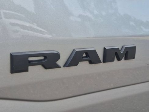 Used 2020 RAM 1500 Big Horn AWD/4WD image 10