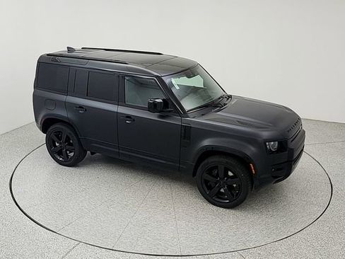 New 2026 Land Rover Defender 110 X-Dynamic SE AWD/4WD image 15