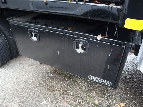 New 2026 Ford F550 4x4 Crew Cab image 19