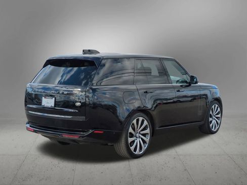 Certified 2023 Land Rover Range Rover Autobiography image 6