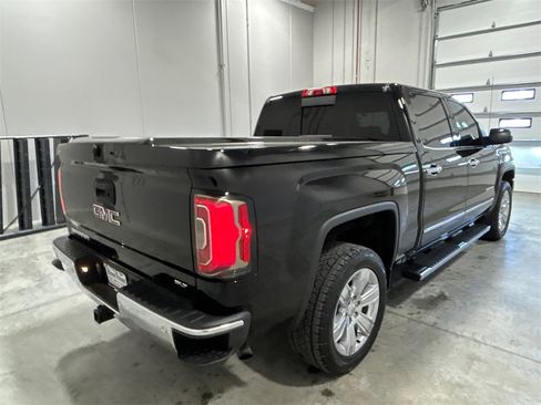 Used 2018 GMC Sierra 1500 SLT image 6