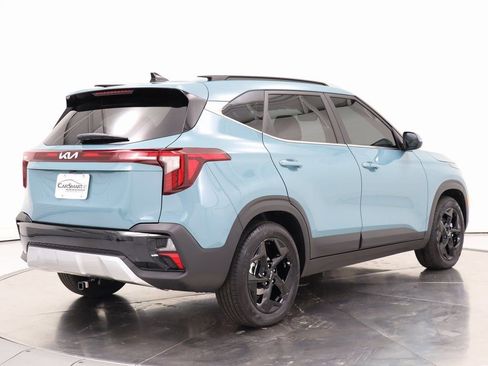 Used 2026 Kia Seltos EX w/ EX Sunroof Package image 5