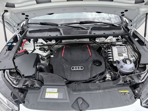Certified 2023 Audi SQ5 Premium Plus w/ Premium Plus Package AWD/4WD image 26