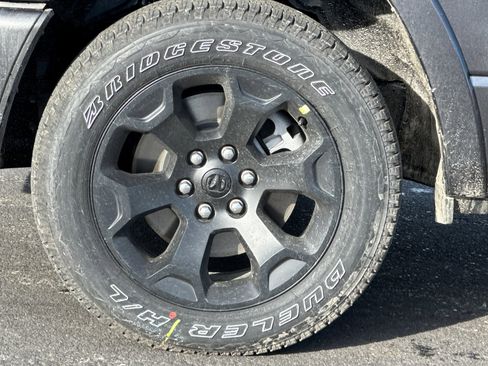 New 2026 RAM 1500 4x4 Crew Cab image 24