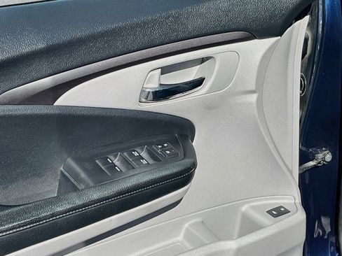 Used 2018 Honda Pilot EX-L image 17