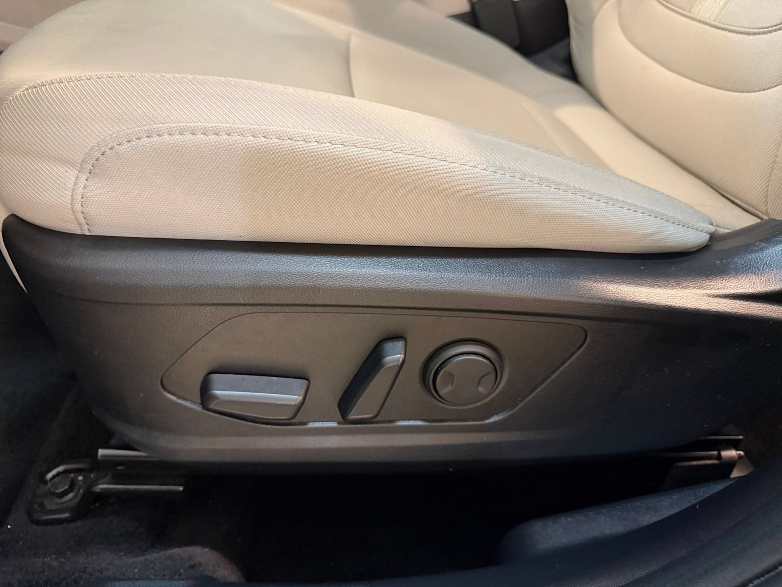 Used 2025 Hyundai Tucson SEL AWD/4WD image 21