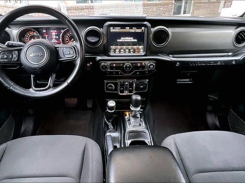 Used 2022 Jeep Wrangler Unlimited Sport w/ Sun And Sound Package image 15