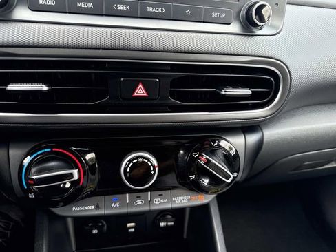 Used 2023 Hyundai Kona SEL image 26