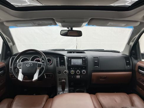Used 2016 Toyota Sequoia Platinum AWD/4WD image 29