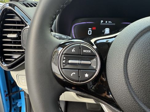 New 2025 Kia Soul EX image 19