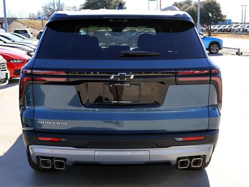 New 2026 Chevrolet Traverse LT w/ Driver Confidence Package image 5