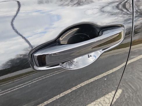 Used 2025 Honda HR-V Sport image 26