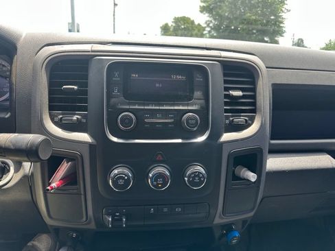 Used 2017 RAM 2500 Tradesman w/ Chrome Appearance Group AWD/4WD image 7